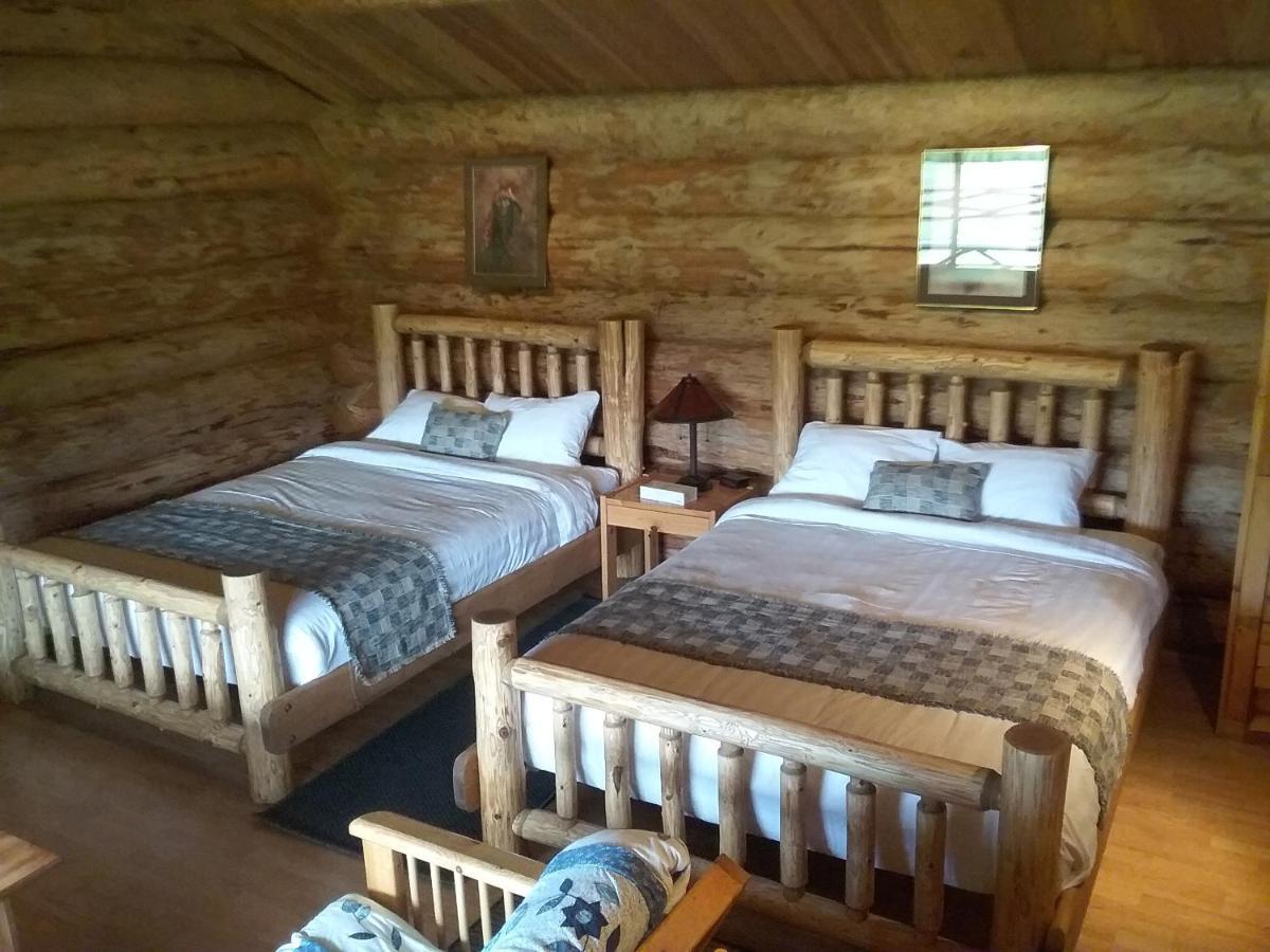 Wells Gray Guest Ranch Hotel Clearwater Exterior foto